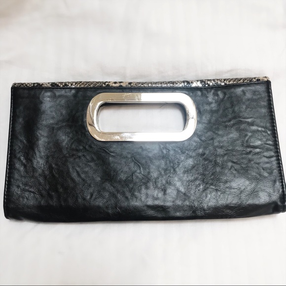 Express Faux Leather Snake-print Envelope Clutch - Picture 5 of 8